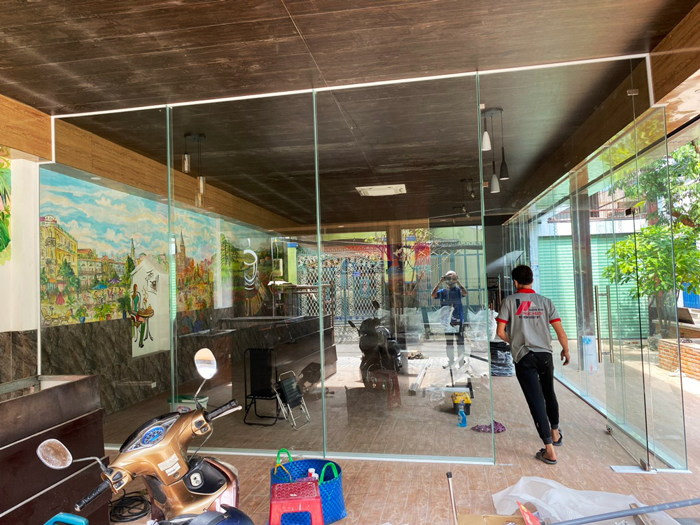 cua-kinh-cuong-luc-nhomkinhphuchung-5