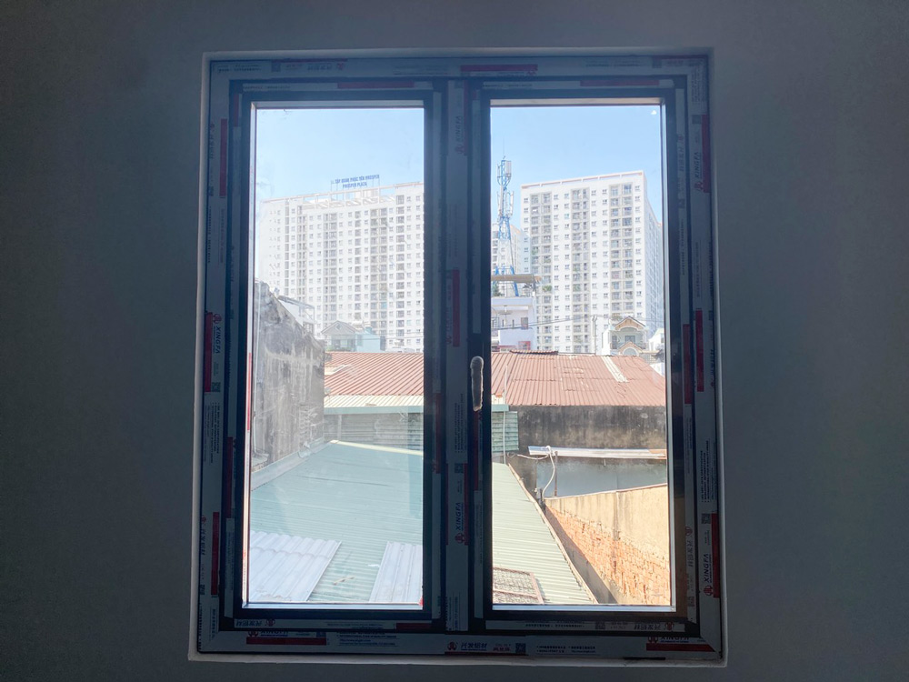 cua-so-mo-quay-nhom-xingfa-nhomkinhphuchung-1