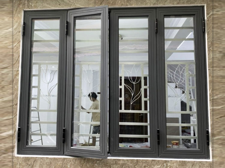 cua-so-nhom-xingfa-4-canh-mo-quay-he-55-phuchung